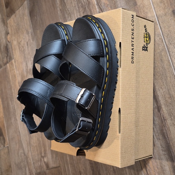 Dr. Martens Voss II Athena Black Platform Sandals, EU 38, Listing as Size 8 - Picture 10 of 16